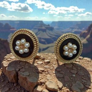 Elegant Gold and Black Pearl Earrings